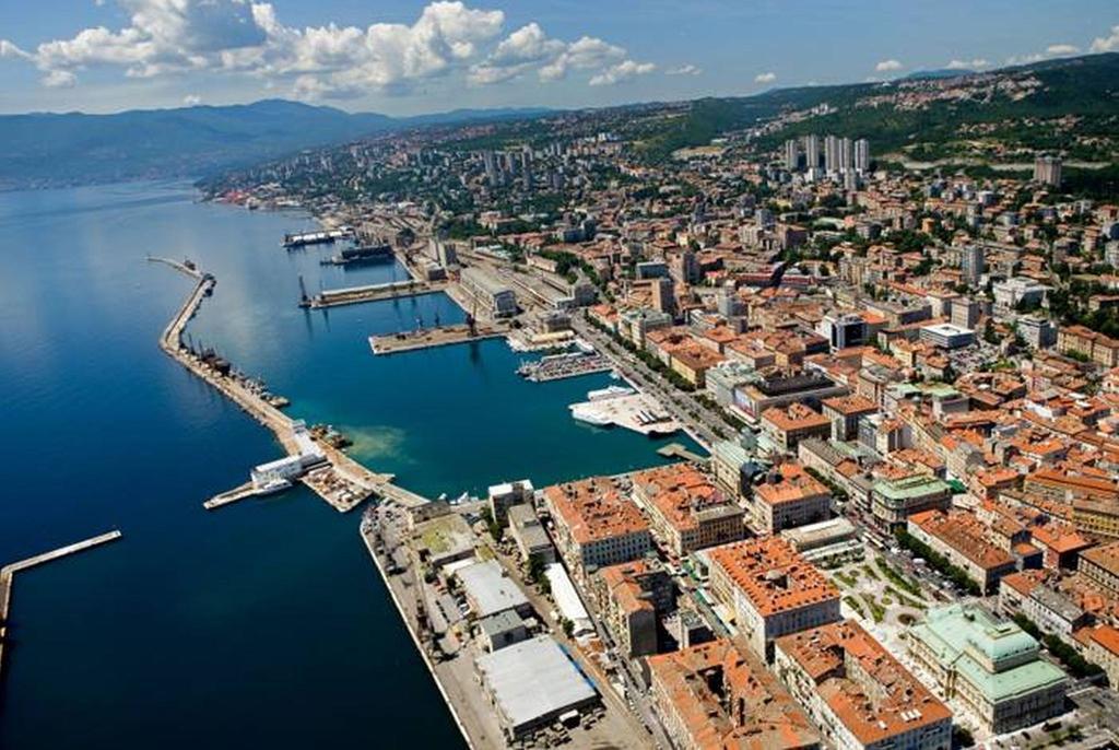 Apartment Mala Tajna Rijeka Exteriör bild