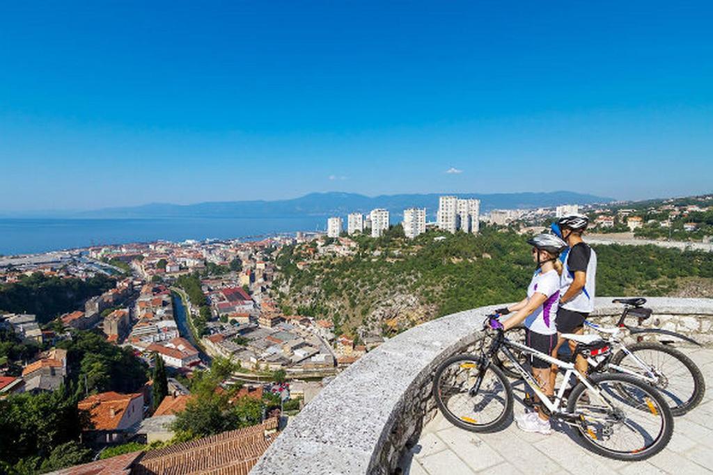 Apartment Mala Tajna Rijeka Exteriör bild